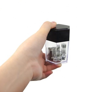 Trucco magico del gioco dei dadi che esplode dei dadi - Product Image 4