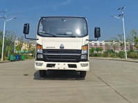 Camion à ordures compacteur Sinotruk Howo de 6 mètres cubes, véhicule de compression des déchets hydraulique léger