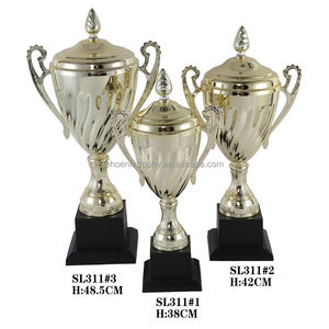 थोक अनुकूलित व्यक्तिगत शैली फुटबॉल ट्रॉफी हॉट सेलिंग पहले पुरस्कार धातु ट्रॉफी कप ताईक्वांडो टेनिस ट्रॉफी - Product Image 5
