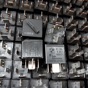 รีเลย์อิเล็กทรอนิกส์ Tyco 61.36-6 469/01 901สำหรับเปลี่ยนรถยนต์ BMW Mercedes-Benz - Product Image 1