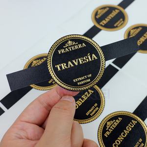 Logo en feuille d'or Texture <span class=keywords><strong>de</strong></span> <span class=keywords><strong>lin</strong></span> Étiquettes <span class=keywords><strong>de</strong></span> bouteilles <span class=keywords><strong>de</strong></span> parfum Conception personnelle Rouleau <span class=keywords><strong>de</strong></span> feuille d'or Autocollant pour parfum - Product Image 1