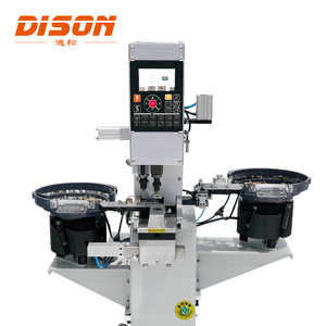 Machine automatique de poinçonnage et de fixation de boutons DS-9813 - Product Image 2