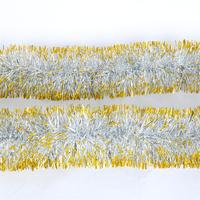 Guirlande de Noël en PET rouge et argenté de 2 m x 9 cm pour la décoration d'arbre, ornement de fête intérieure de Noël