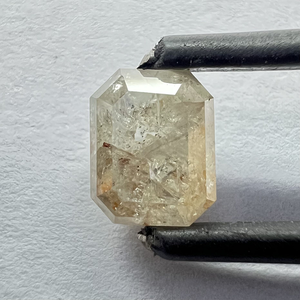 Diamant naturel de clarté I1, pièce non montée, avec un éclat naturel brillant, pour les créateurs de bijoux réalisant des pièces sur mesure avec un sertissage facile. - Product Image 1