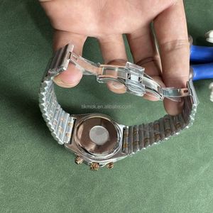 นาฬิกาข้อมือผู้ชายสีเขียวสุดหรู ระบบโครโนกราฟ ควอตซ์ ตัวเรือนเซรามิก ขอบเซรามิก สายสแตนเลสสตีล 316L เครื่องญี่ปุ่น VK สำหรับผู้ชาย - Product Image 6