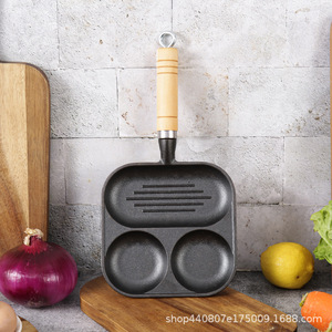 Poêle à œufs multifonctionnelle 3 en 1 en fonte avec poignée en bois pour la cuisson des œufs et des hamburgers - Product Image 2