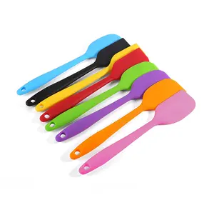 baked cake spatula Suppliers-Food Grade High Temperature Resistant Baking Pastry Cake Tool Non-stick Butter Silicone Spatula