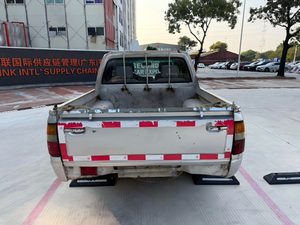 Camioneta Isuzu Usada <span class=keywords><strong>2014</strong></span>, 2.8T Turbo, Automática, Tracción en las Cuatro Ruedas, Versión Gasolina, Bajo <span class=keywords><strong>Precio</strong></span>, Documentos de Exportación Completos - Product Image 5