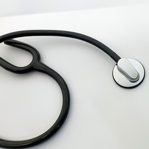 Stéthoscope à tête unique Yue Dong noir, design cardiologique, pour examen médical manuel - Product Image 1