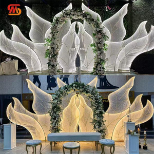 ฉากหลังโค้งโลหะสำหรับงานปาร์ตี้ ตกแต่งด้วยวัสดุเหล็กและไฟ LED สำหรับงานแต่งงาน งานปาร์ตี้ และงานอีเว้นท์ - Product Image 2