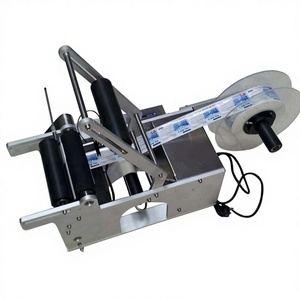 Etiquetadora Semiautomática Eléctrica para Botellas Redondas MT50 con Motor y Embalaje de Madera - Product Image 4