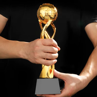 Trophée Personnalisable pour Grand Groupe en Résine, Nouveau Trophée en Cristal avec Support Métallique Créatif pour Production de Récompenses, Gravure sur Verre Imprimée UV