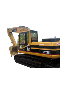 Excavatrice sur pneus Caterpillar 320BL d'occasion, Japon, poids opérationnel 20 tonnes, moteur Cummins, capacité de la benne 1,7 m, pompe hydraulique, 2010-2013 - Product Image 6