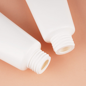 Emballage cosmétique vide à pompe sans air <span class=keywords><strong>en</strong></span> tubes souples PE pour <span class=keywords><strong>crème</strong></span> solaire, fond de teint, <span class=keywords><strong>crème</strong></span> pour les mains - Product Image 4