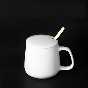 Personalizado Branco Personalizado logotipo Bebida Personalizado Bonito Osso Fino China Personalizado Cerâmica Chá De Café Leite Caneca Copo com Tampa e Colher - Product Image 5