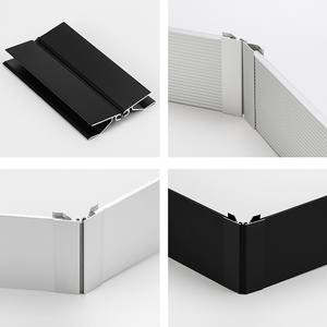 Profilé d'angle de plinthe en alliage d'aluminium, bande de protection intégrée pour armoire de cuisine, accessoires de jointure affleurante et de jointure libre - Product Image 1