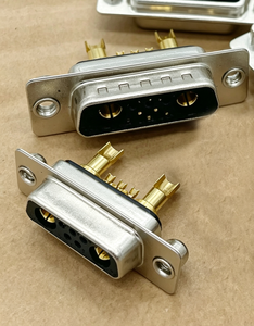 Conector D-<span class=keywords><strong>Sub</strong></span> de 7W2 para Montaje en Panel, Tuercas Remachadas, Cableado con <span class=keywords><strong>Copa</strong></span> de Soldadura, 10/<span class=keywords><strong>20</strong></span>/30/40A, Pines Macho y Hembra de 5+2 Chapados en Oro Mecanizado - Product Image 4