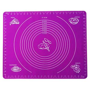 Tapis de cuisson rectangulaire en silicone de qualité alimentaire extra épais, antiadhésif, avec mesures et rebords surélevés - Product Image 3