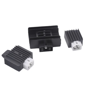 Régulateur de tension et redresseur pour moto à trois roues 110 WY CG FXD Qianjiang Guangyang GY6125 avec connecteur - Product Image 4