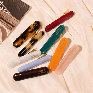 Pinza de Pelo Francesa Clásica de Acetato de 5.2cm con Logotipo Personalizado, Hecha a Mano en Francia, Letras Estampadas en Caliente, Pinza de Pelo Tipo Cocodrilo Hecha a Mano - Product Image 1