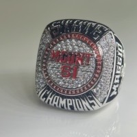 Personnalisez votre propre bague de championnat, design style montagne, bague en laiton de haute qualité avec pierres en zircon 5A, pour cadeau d'équipe sportive.