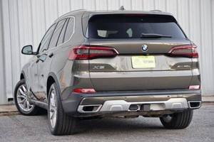 รถยนต์อเนกประสงค์ AWD XDrive45e 4 ประตู สปอร์ต แอคทิวิตี้ วีฮิเคิล รถใหม่และรถมือสอง พวงมาลัยซ้าย ภายในสีเข้ม เครื่องยนต์ เบาะหนัง ยาง R19 - Product Image 4
