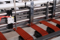Nouvelle machine à coudre les cartons entièrement automatique à haute efficacité pour carton ondulé, 800 clous/min, largeur de travail 2400-3000 mm