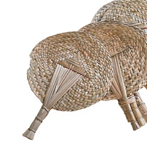 Abanico de mano artesanal de bambú y paja, estilo bohemio, moderno, con diseño de hojas naturales, para decoración de pared, bodas y arte. - Product Image 3