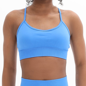 Sujetador deportivo de yoga para mujer, ligero, reversible, de secado rápido, nuevo, popular, de alta elasticidad, a prueba de golpes, con espalda cruzada y sin costuras - Product Image 2