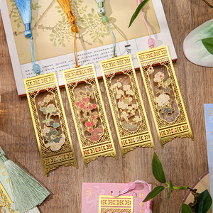 Schermo promozionale segnalibro in metallo lega di zinco ottone Luxury placcato in oro goffrato traforato fiore 3D nappe segnalibri - Product Image 2