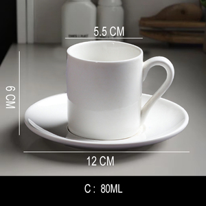 Tazza da tè e piattino personalizzati in porcellana floreale personalizzati <span class=keywords><strong>con</strong></span> <span class=keywords><strong>il</strong></span> <span class=keywords><strong>nome</strong></span> per <span class=keywords><strong>il</strong></span> Tea Party pomeridiano regalo del Regno Unito o uso del caffè - Product Image 5