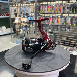รอกสปินนิ่ง <span class=keywords><strong>DAIWA</strong></span> 25 <span class=keywords><strong>FUEGO</strong></span> CS คุณภาพสูง น้ำหนักเบา ทนทาน ลื่นไหล สำหรับตกปลาในน้ำเค็มและน้ำจืด รุ่นขายดี - Product Image 6