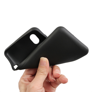 Para <span class=keywords><strong>ZTE</strong></span> Libero L8 A3 2019 <span class=keywords><strong>Blade</strong></span> V40 Pro V50 Smart A31 Lite A7 2020 5G IV Funda de teléfono negra esmerilada a prueba de golpes Funda trasera suave de TPU - Product Image 6