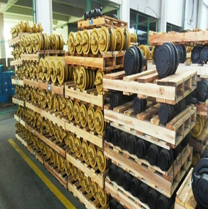 Rouleau de chenille Komatsu 2093000310 pour excavatrice PC650-5, pièces de rechange pour train de roulement et châssis à quatre roues, directement de l'usine - Product Image 4