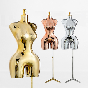 Maniquí de Mujer con Cuerpo Curvilíneo, Bañado en Oro, Medio Cuerpo, Busto Grande, Talla Grande, Torso, Modelo Femenino Brasileño con Caderas Anchas - Product Image 4