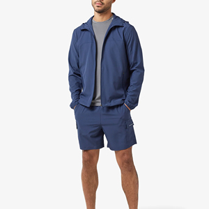 Conjunto Deportivo Personalizado de Nylon, Chaqueta con Cremallera y Capucha, Pantalones Cortos, Conjunto de Poliéster/Nylon - Product Image 4