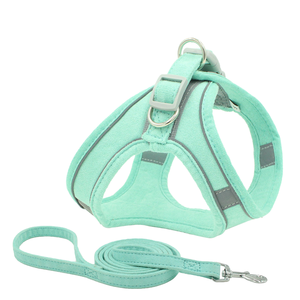 Ensemble de harnais pour chien en cuir PU personnalisé, laisse anti-traction solide, luxe, sport, XL, avec décoration en fourrure pour animaux de compagnie - Product Image 1