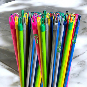 Balai de jardin vietnamien avec manche en bois d'eucalyptus, poils doux, 2-en-1, écologique, pour toilettes, qualité supérieure, directement de l'usine - Product Image 1
