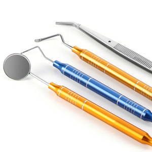 Offre Spéciale : Kit d'Hygiène Dentaire Professionnel 4 Pièces en Acier Inoxydable avec Outils de Nettoyage Manuel Faciles à Utiliser et Manches Argentés - Product Image 2