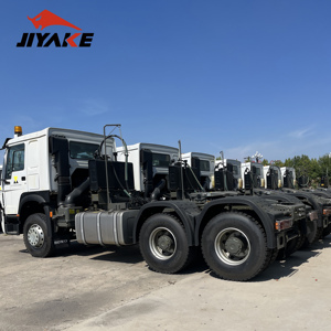 Camion tracteur d'occasion <span class=keywords><strong>CRRC</strong></span> Howo Diesel Euro2 351-450ch 10 roues 6x4 Suspension pneumatique droite Weichai pour transport logistique - Product Image 6