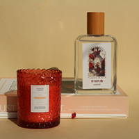Coffret Cadeau Luxe de Bougies Parfumées en Cire de Soja et Diffuseurs à Bâtonnets pour Parfumer la Maison, avec Emballage Élégant Noël et Pâques