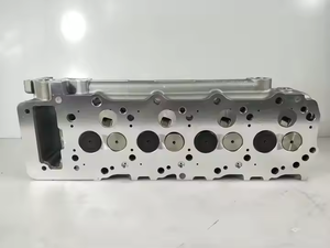 Culasse de moteur Diesel 4M40 4M40T complète Me201539 Me202620 Me193804 pour <span class=keywords><strong>Mitsubishi</strong></span> Pajero 2.8td 2835 - Product Image 3