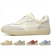 Chaussures décontractées en cuir véritable avec logo personnalisé, semelle extérieure crème, style marche, respirantes, pour hommes