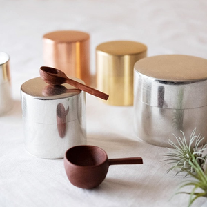 Contenitori rotondi di zucchero per caffè a tenuta stagna a doppio coperchi per spezie Matcha latta <span class=keywords><strong>da</strong></span> 400ml/560ml 304 in acciaio inossidabile - Product Image 2