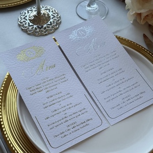 Cartes de vœux de mariage personnalisées avec monogramme, papier artistique, estampage à chaud en feuille d'or, design personnalisé avec cadre ornemental - Product Image 1