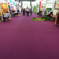 Günstiger Moderner Outdoor-Teppich Nadelfilz Vliesstoff Ausstellungs-Teppich Strapazierfähige Eingangsmatte Gerippter Teppich