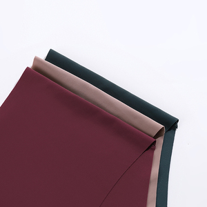 Venta al por mayor de las mujeres de 8 colores en forma de V calzoncillos de tiro bajo sólido cómodo Invisible sin costuras lados ondulados <span class=keywords><strong>Hipster</strong></span> calzoncillos de seda de hielo - Product Image 6