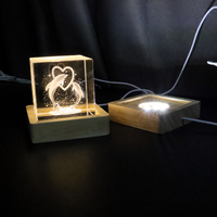 Base lumineuse LED en bois personnalisée pour gravure sur cristal, support de lampe de nuit USB avec interrupteur à bouton-poussoir pour la décoration intérieure