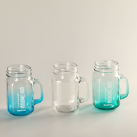 Bouteille en verre Mason de 500 ml avec logo personnalisé, couleur dégradée, avec poignée et couvercle avec trou pour paille, pour jus, thé au lait, boissons froides