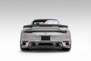 ชุดแต่งคาร์บอนไฟเบอร์แห้งสำหรับ Porsche 992 Turbo S ประกอบด้วยลิ้นกันชนหน้า, ดิฟฟิวเซอร์, สปอยเลอร์, สเกิร์ตข้าง และกันชนสำหรับ 992 Turbo S - Product Image 6